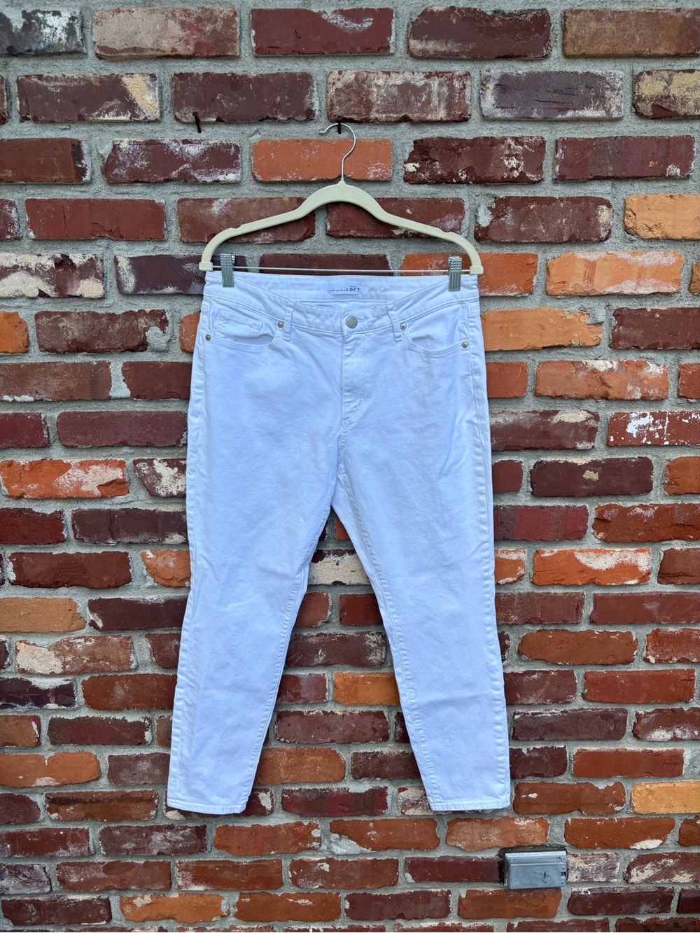 EUC LOFT Jeans